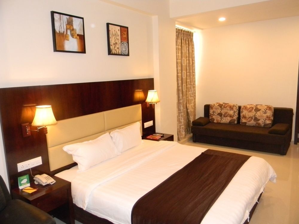 Hotel Sai Jashan Shirdi - Where Blessings & Comfort Meet Exterior photo