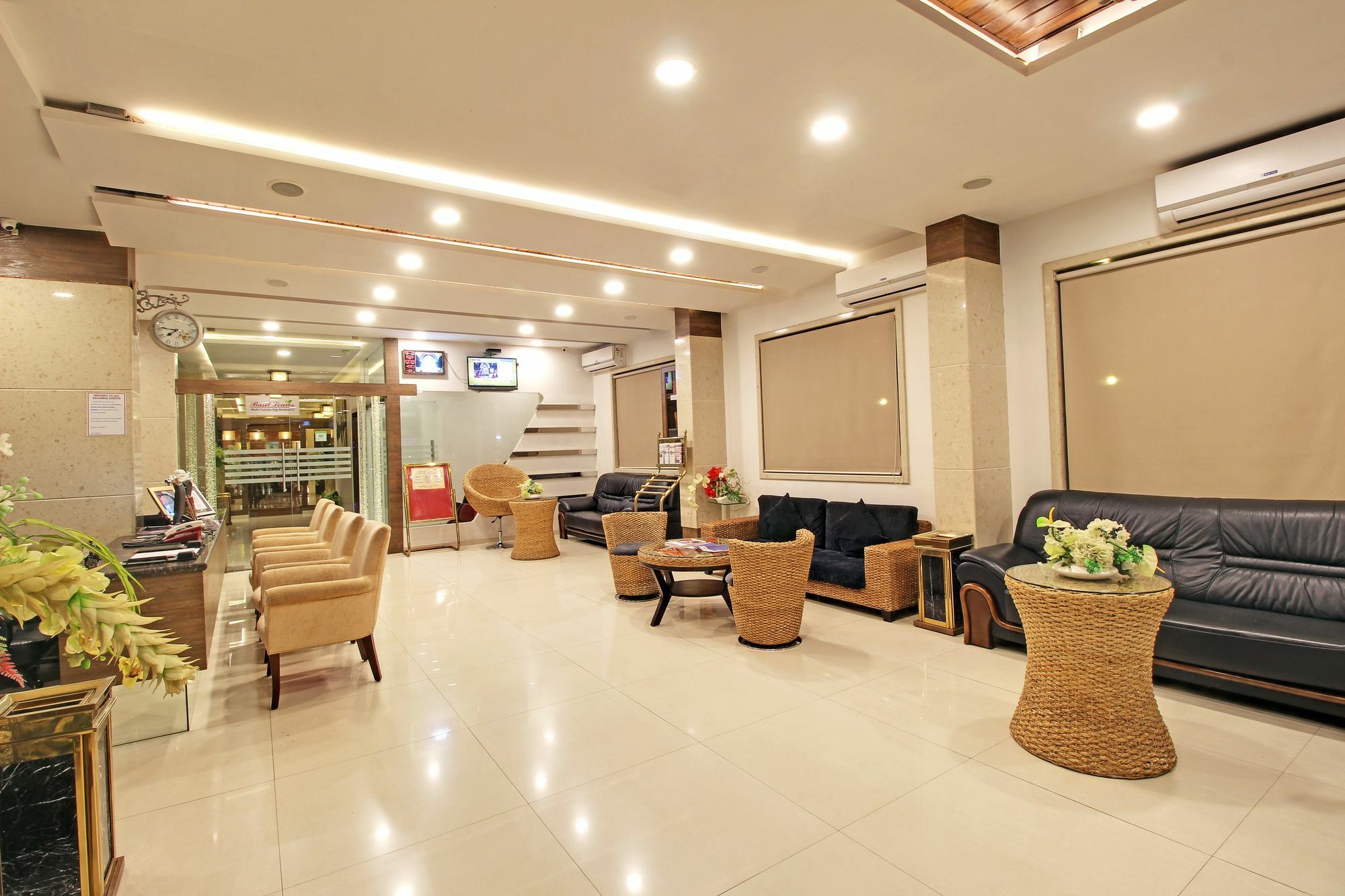 Hotel Sai Jashan Shirdi - Where Blessings & Comfort Meet Exterior photo